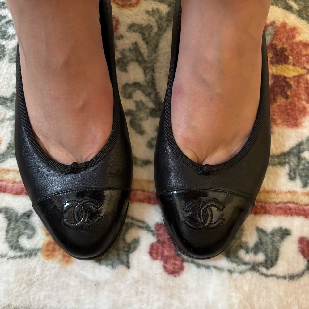 Chanel Black Ballet Flats Size 38.5